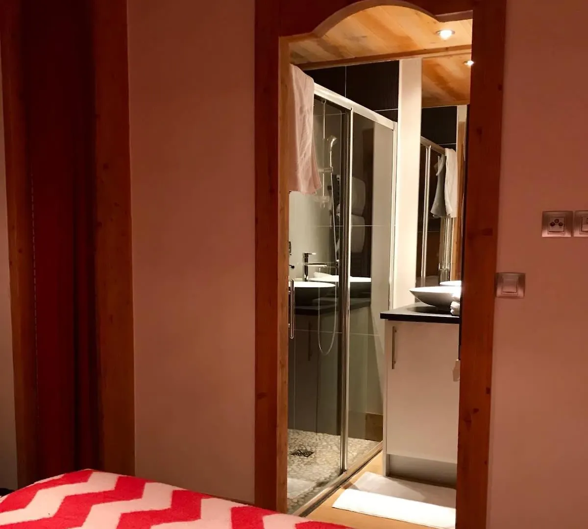 One Le Savoy French Alps - Vacation Apartment Шамони 0*,  Франция