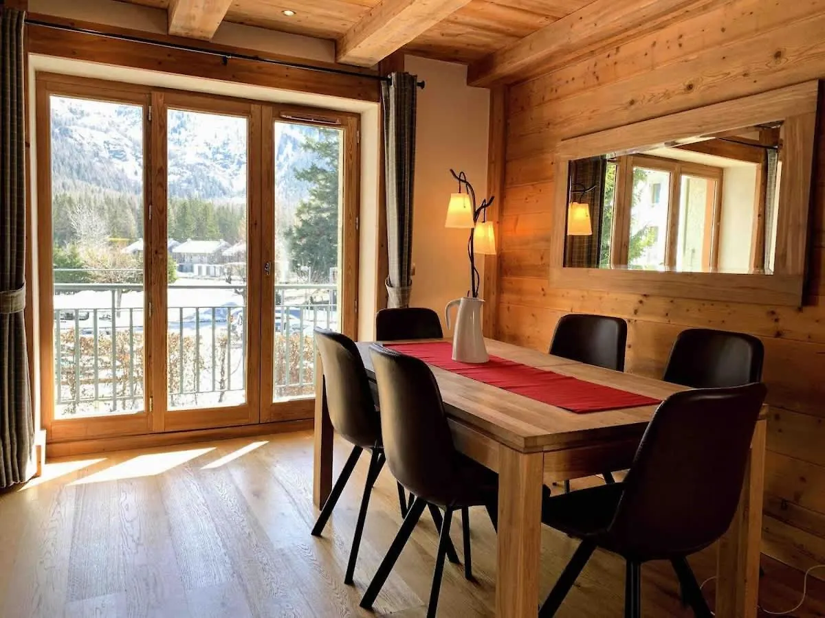 One Le Savoy French Alps - Vacation Apartment Шамони